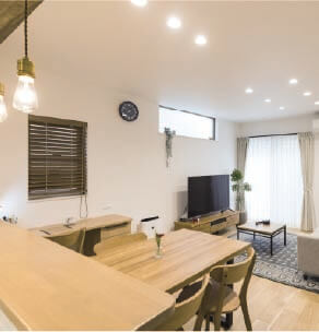 リビングダイニング